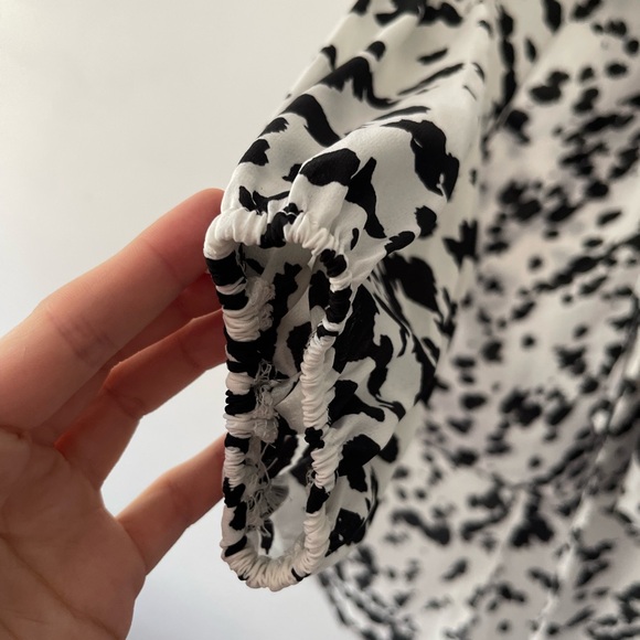 Trendy cow print camisole - Picture 4 of 6